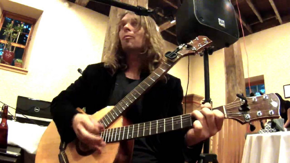 Watch Utah Guitar Player Terence Hansen Shred On His Double Neck ...